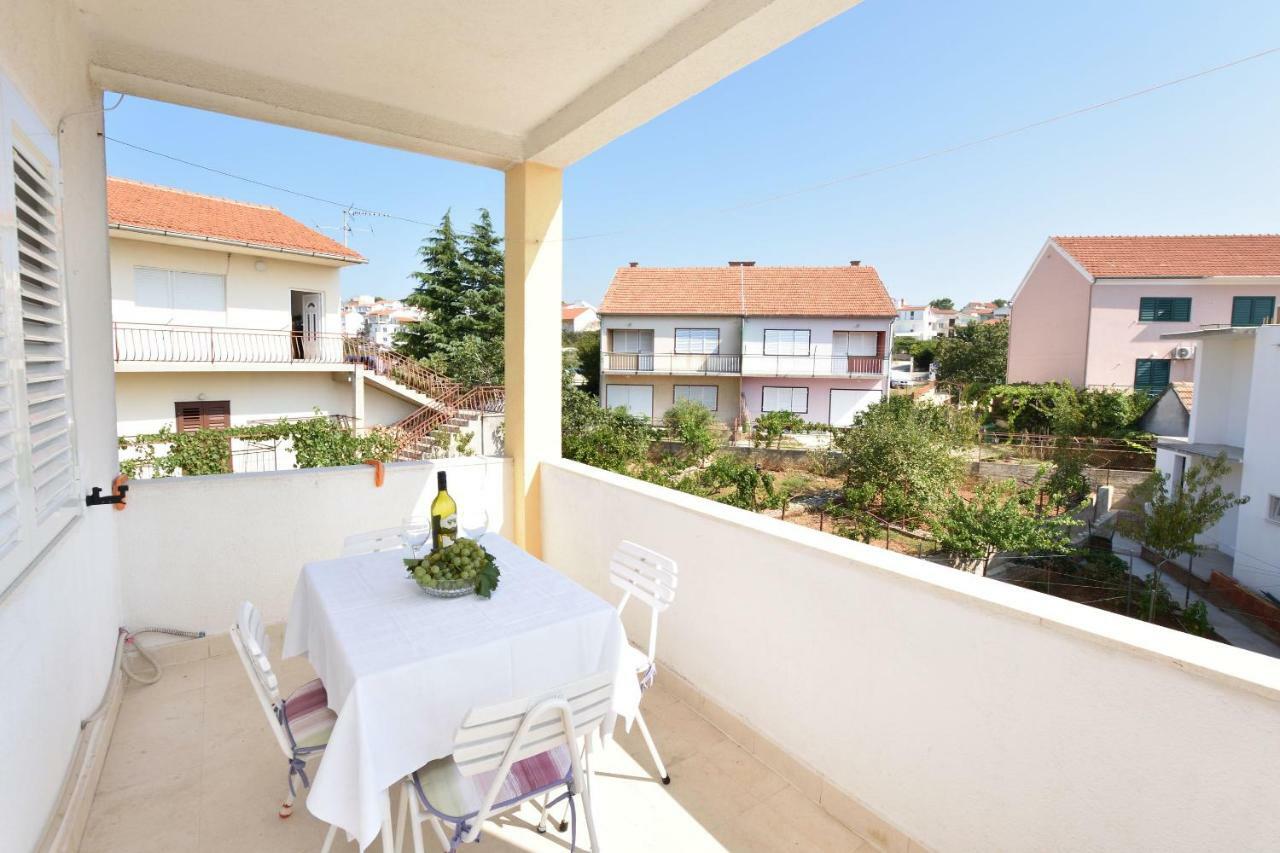 Apartments Visnja Primosten Exterior photo